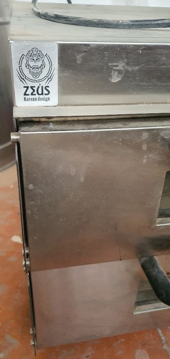 Пицца печь двух камерный.