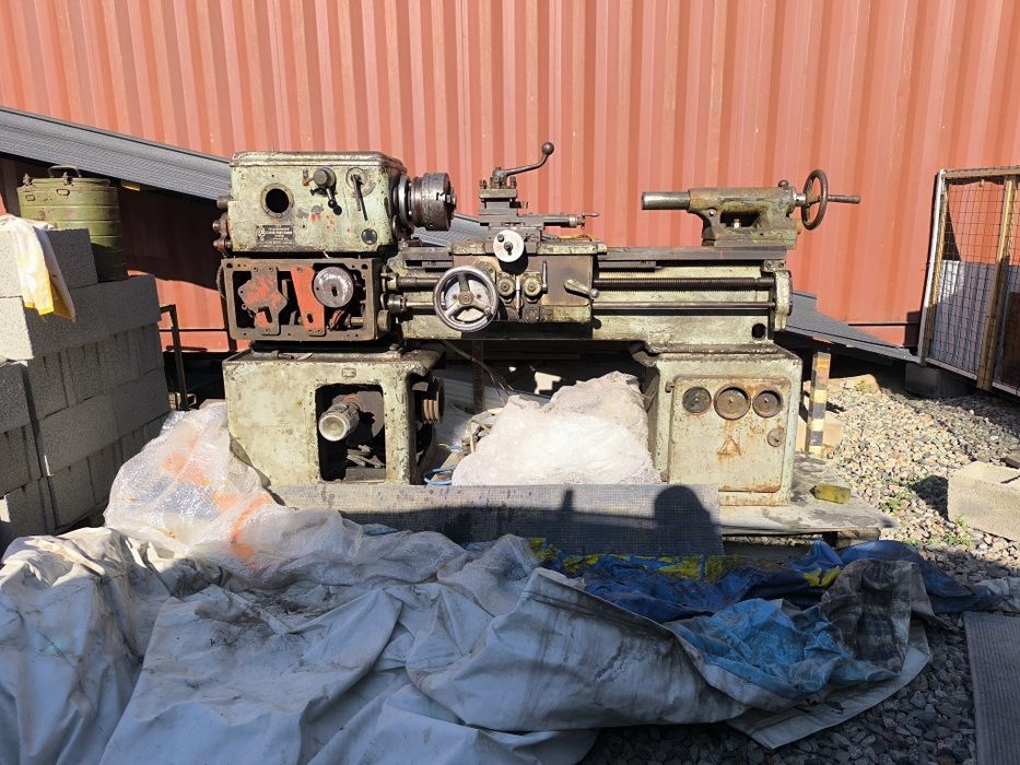 Токарный станок.