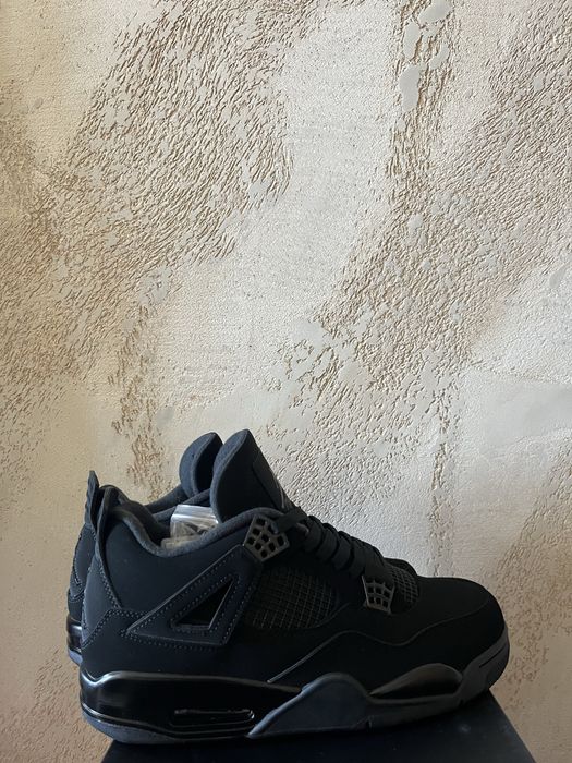 Jordan 4 Black Cat