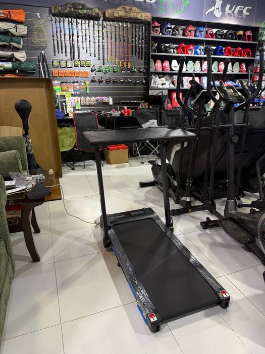 Беговая дорожка компактная