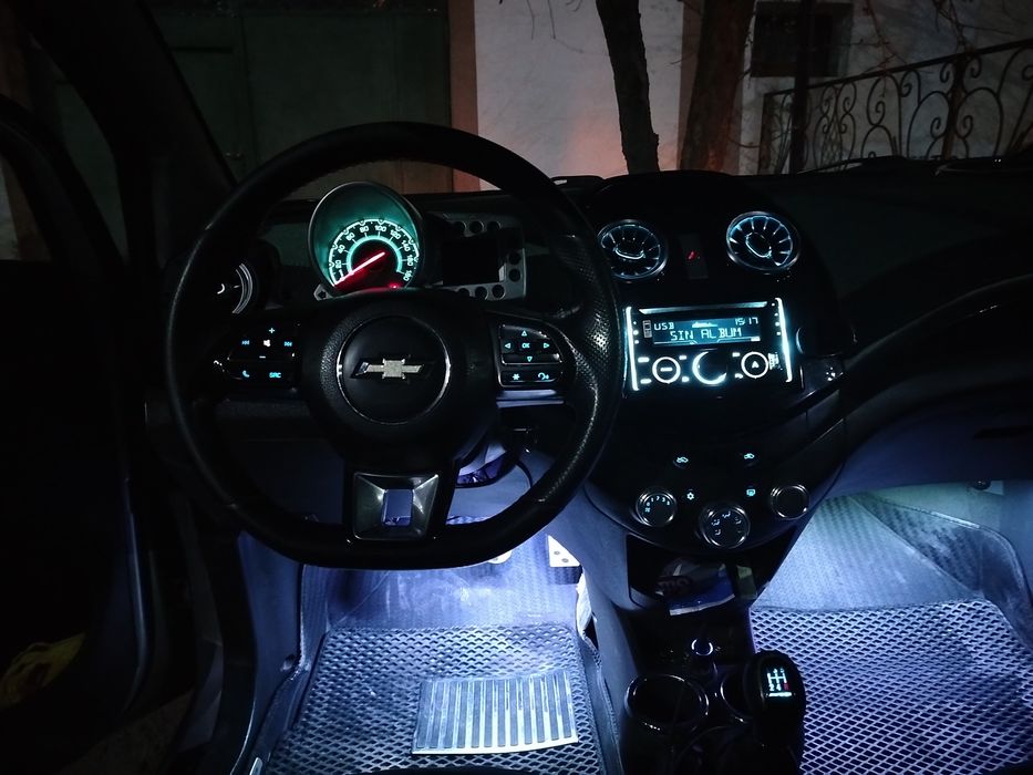 Оличный спарк 2011