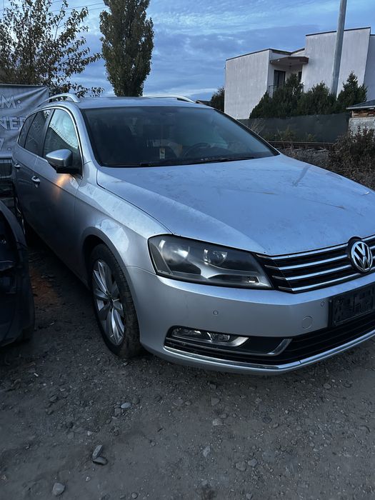 Grilă faruri Volkswagen Passat B7
