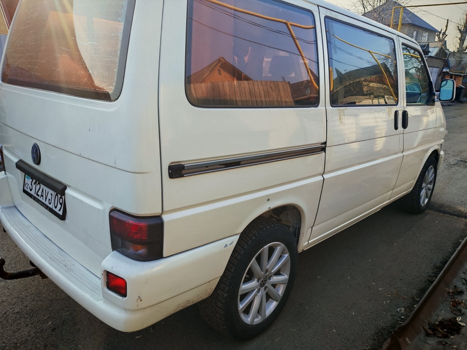 Фольксваген Т4 2.5 бензин