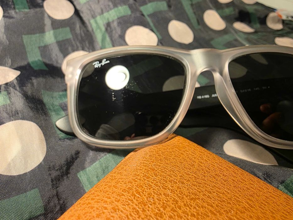 Класически слънчеви очила Ray-Ban