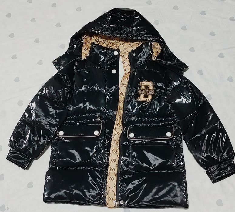 Продам куртка для девочек