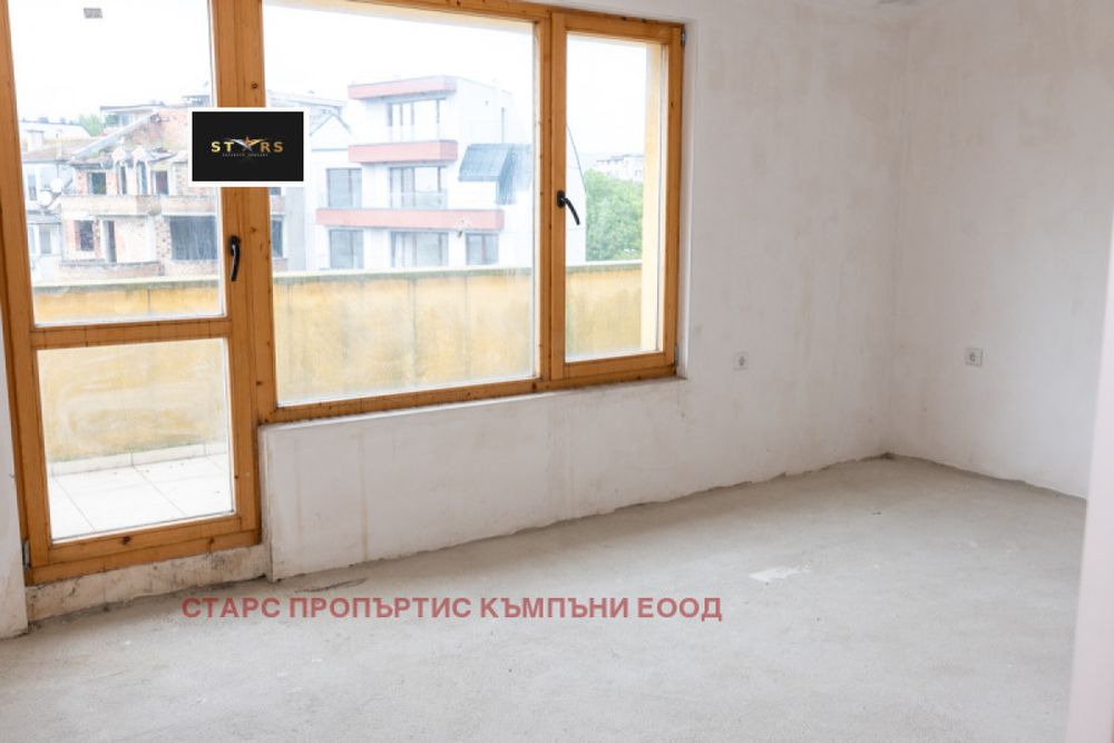 Продажба 3-стаен гр. Варна - Център 126m²