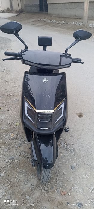 Skuter sotiladi madel SAIGE