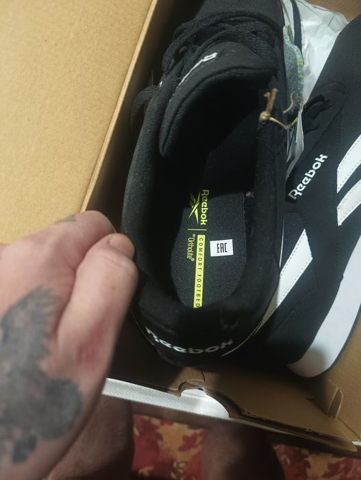 Продам кроссовки Reebok оригинал