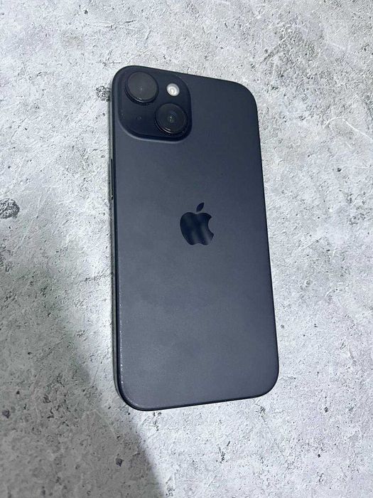 Apple iPhone 15 лот номер 1/047/591