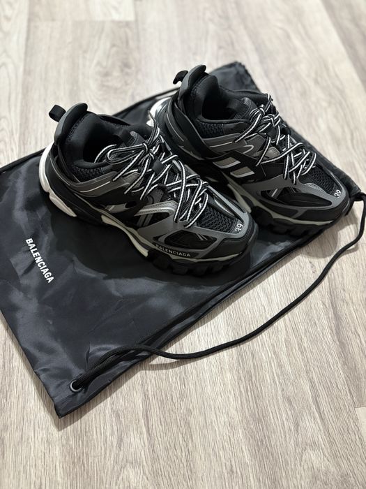 Balenciaga Track noi 39