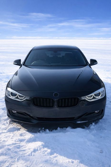 Dezmembrez BMW 320d F30 Sport Line,Automat,Xenon,Recaro rosu,navigatie