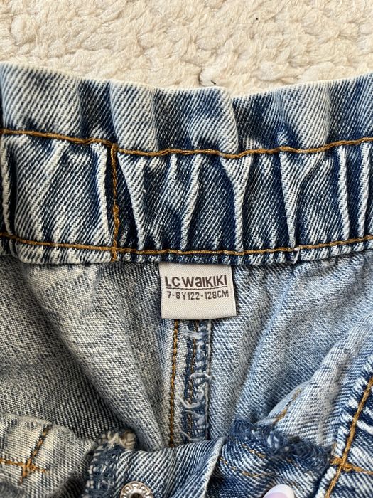 Продам вещи на девочку  6-7 лет