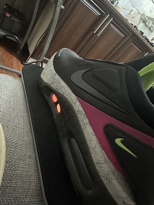 Vand Nike  Auto Adapt Max