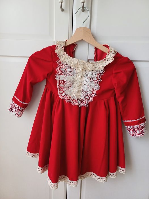Rochie catifea fetita