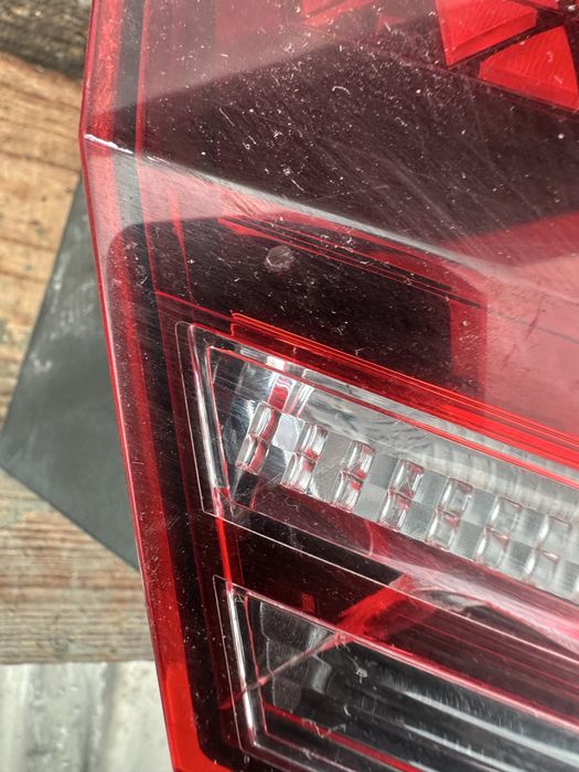 VW Tiguan десен стоп