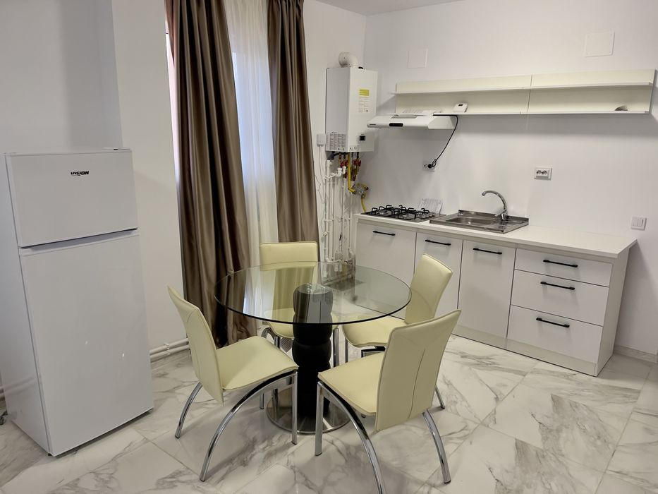 Apartamente de inchiriat