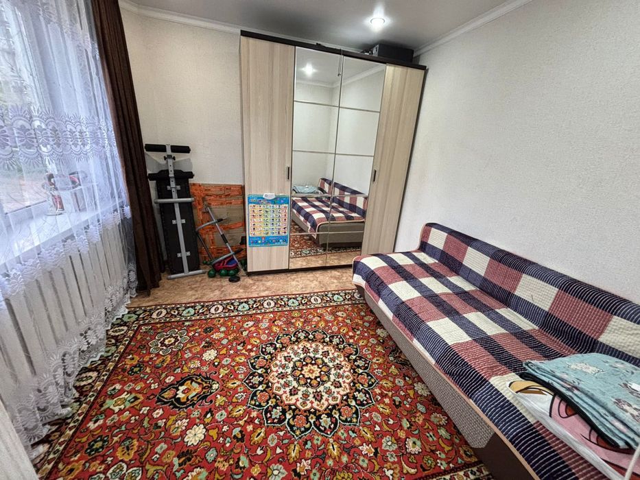 Продам 4х комнатную квартиру