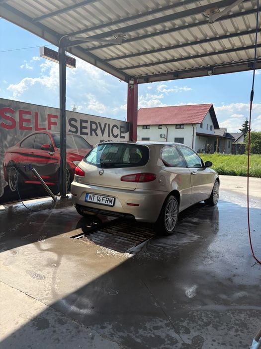 Vand Alfa romeo 147