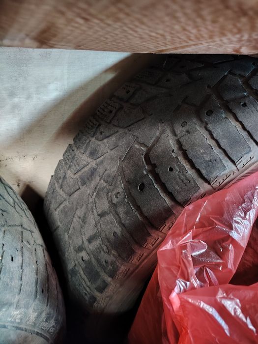 Шины  б/у 265/70R16