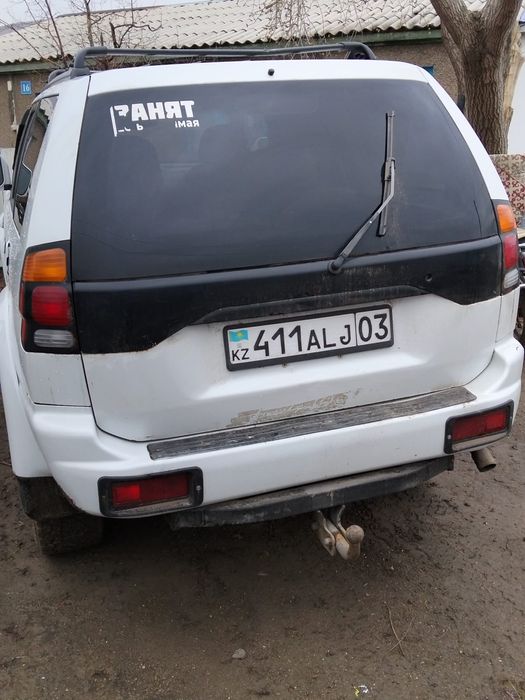 Авто митсубиси монтеро