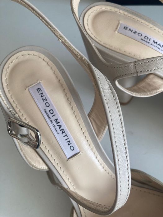 Продам босоножки 39р-р