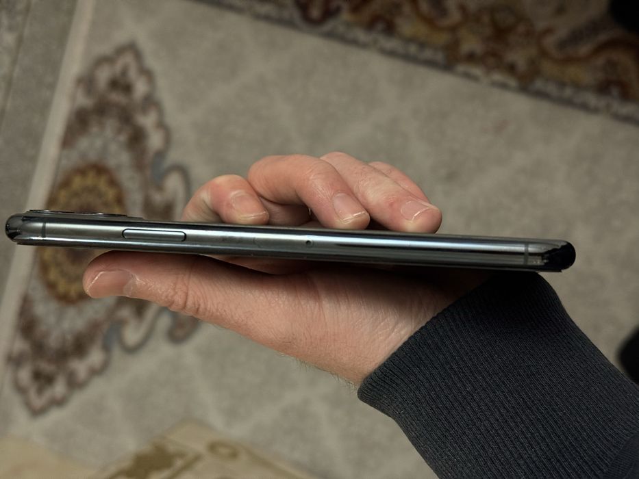 Iphone 11 pro max 256 tali