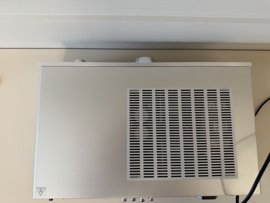 Стерео Усилитель Denon PMA-720AE