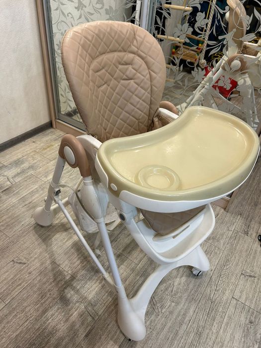 Стул для кормления
