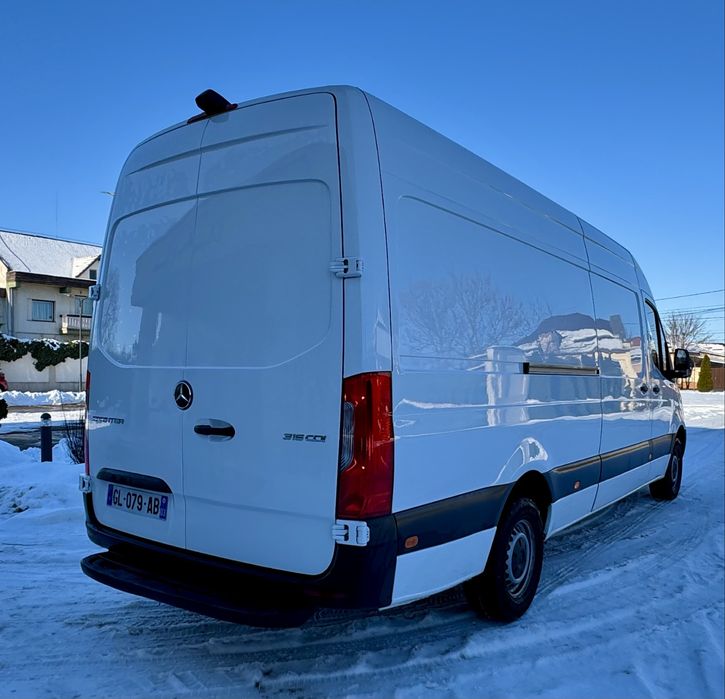 Mercedes Sprinter 2022- 12
