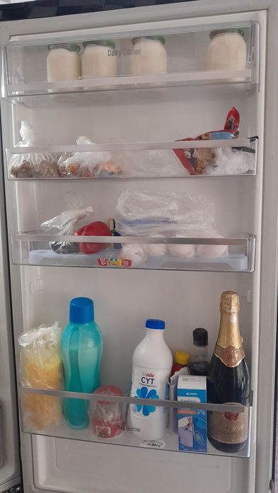 LG холодильник продам