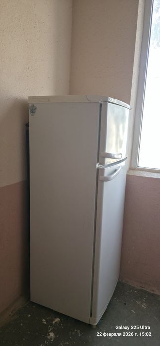 Продаётся не рабочий холодильник Atlant