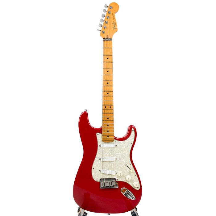 Обмен/продажа электрогитара Fender USA deluxe plus stratocaster 1989