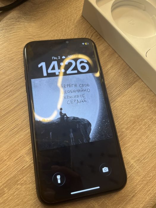 iPhone 11 в хорошем состоянии