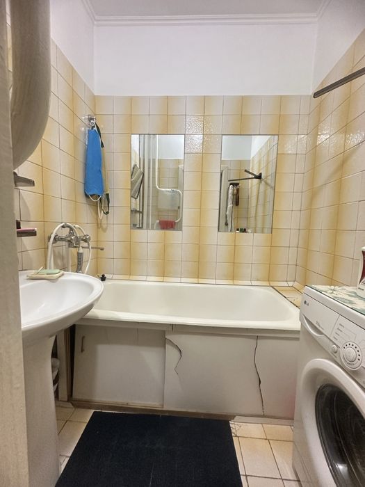 Продам 3 комнатную квартиру