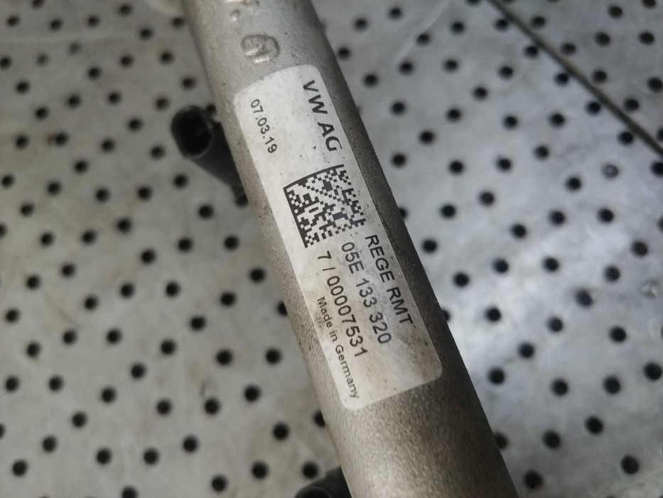 rampa injectoare 1.5tsi dad vw t-roc golf 7 golf 8 skoda octavia 3 audi a3 8v 05e133320