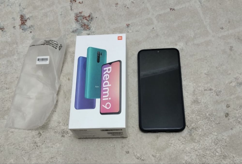 Телефон б/у Redmi 9