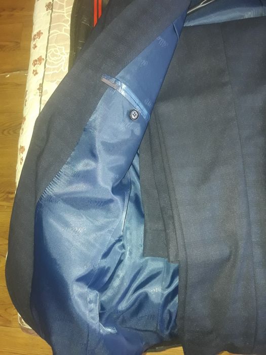 Продам костюм Турецкого производителя