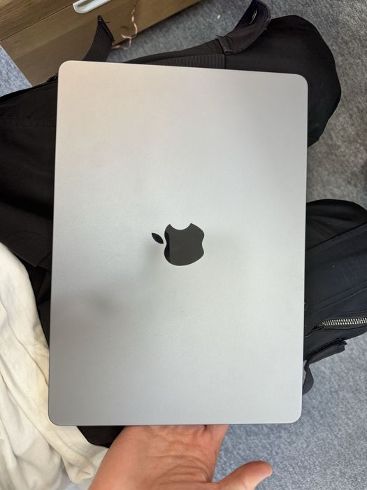 MacBook Air M2 2023