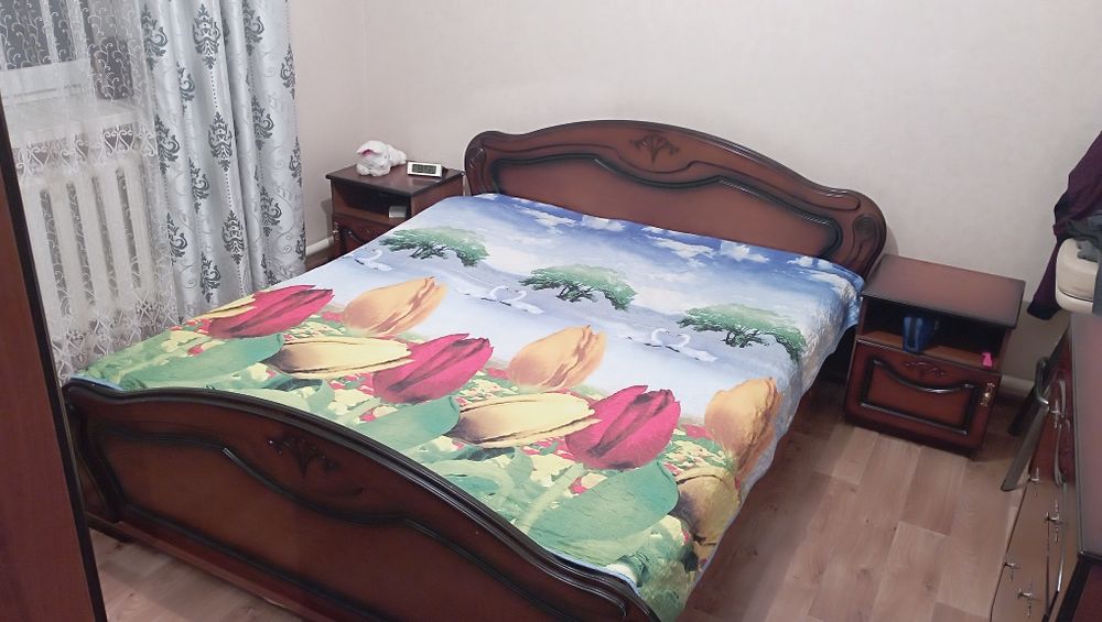 Спальный гарнитур продается