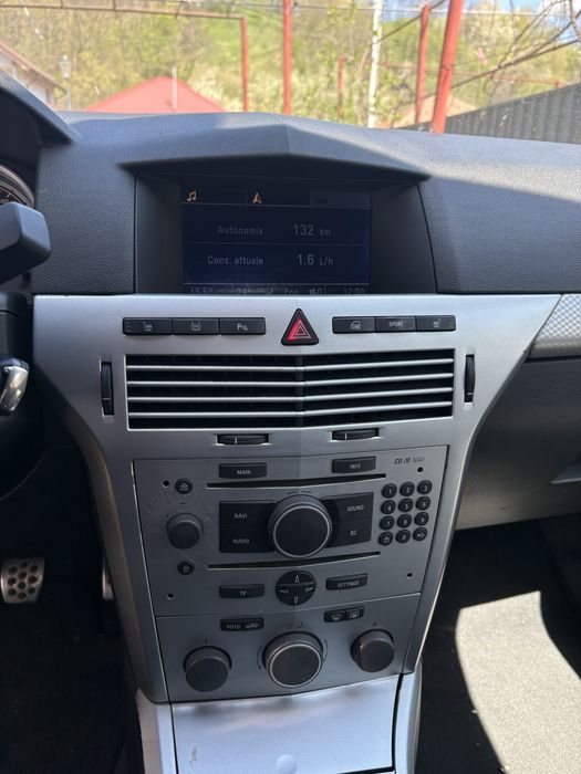 Opel Astra 2.0T  227hp