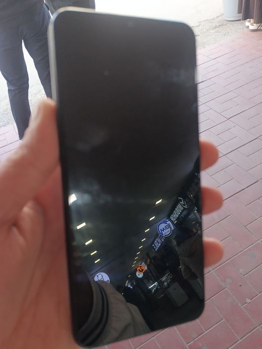 Vivo y33s ( 4+1 + 128 )