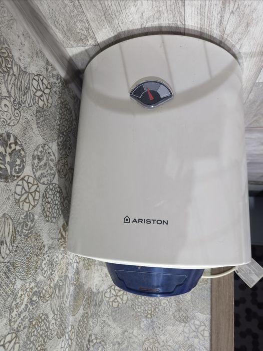 Продам водонагреватель