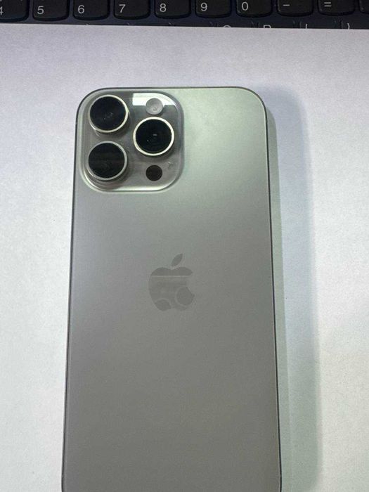 iPhone Apple 16 pro Max 256 гб( Алматы )864842