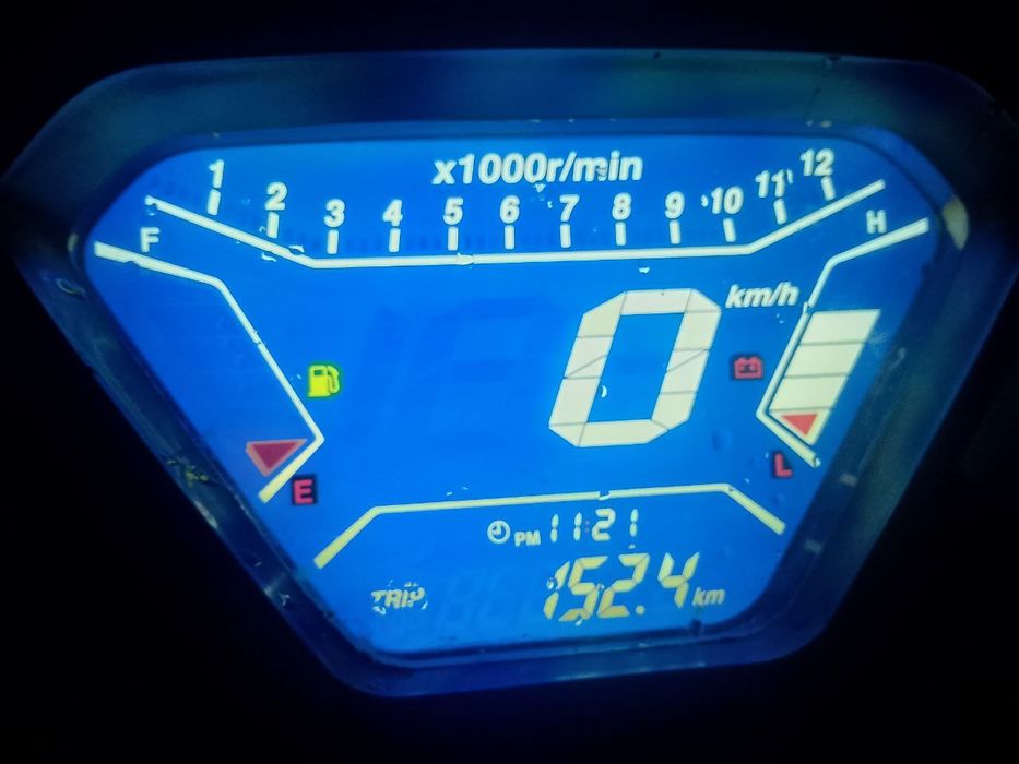 Skuter benzinli srochna sotilyapti