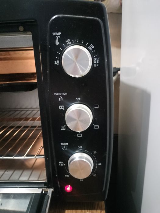 De vanzare cuptor electric