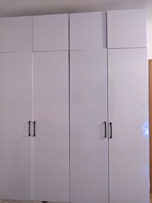 Продам белый шкаф / ақ шкаф сатамын