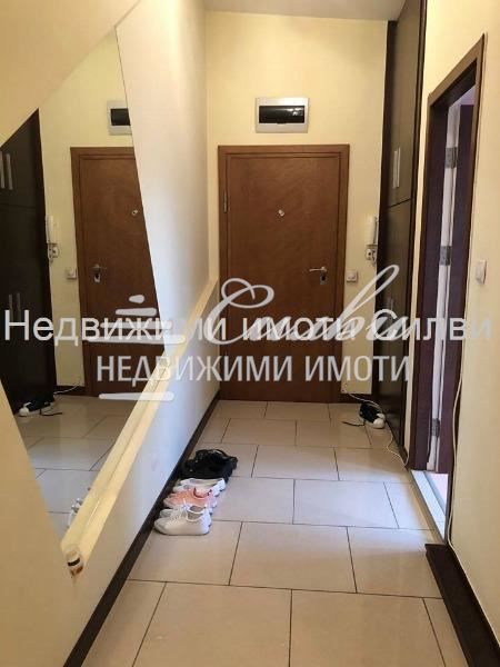 Продава се Тристаен апартамент в Шумен, Център - 120 кв.м за 456 €/кв.м - Снимка #7