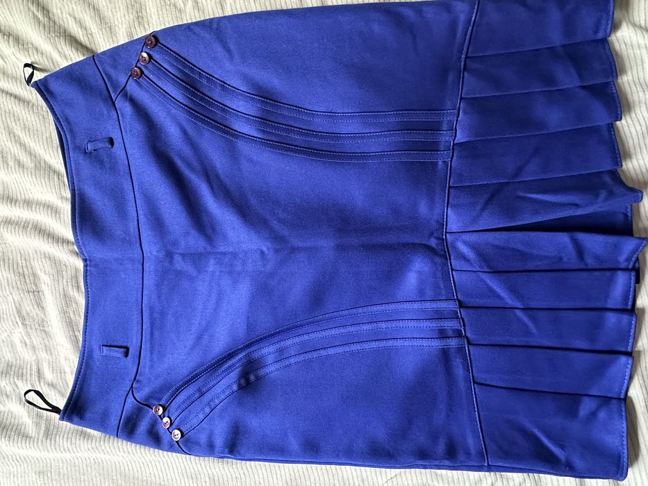 Продам женские платья