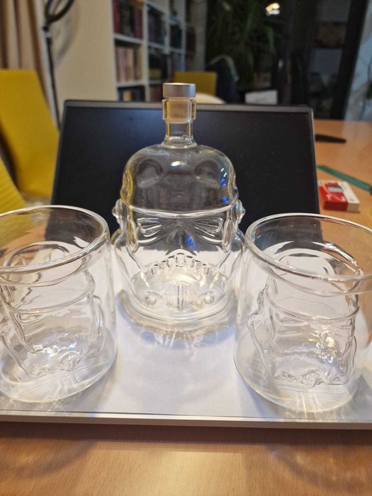 Set Decantor whisky Star Wars cadou inedit