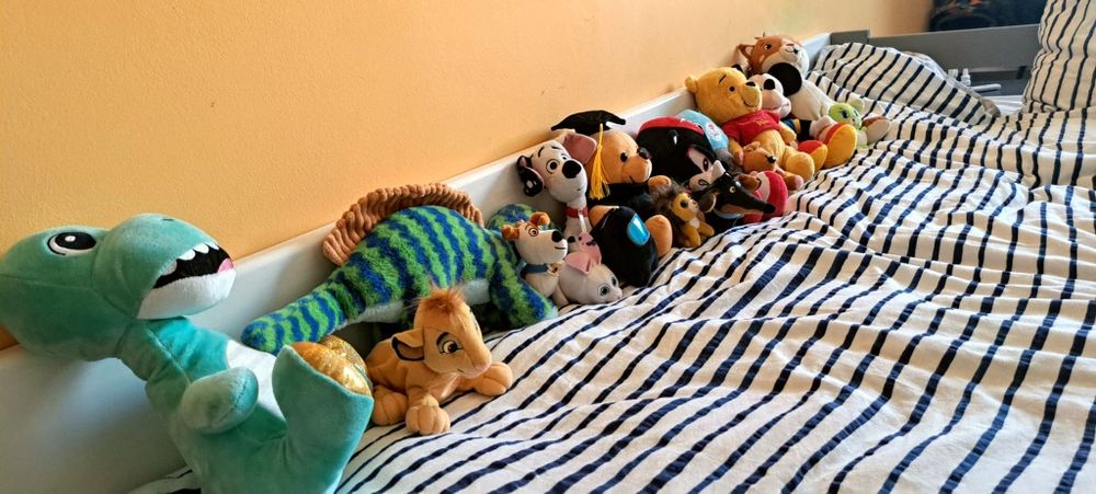 17 Jucării de pluș pentru copii, preț pentru tot lotul